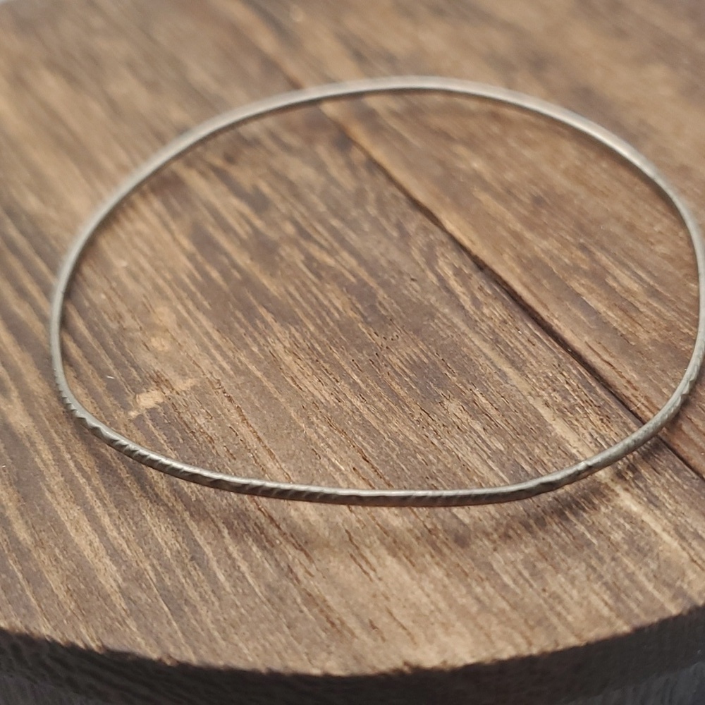 B2016 thin‎ celtic slider bracelet